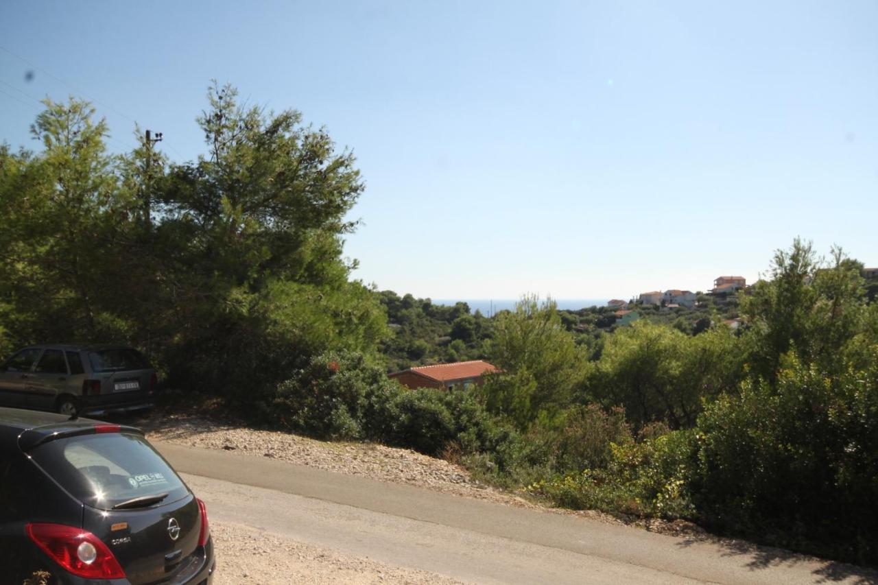 Apartments With A Parking Space Rukavac, Vis - 2444 Рукавац Екстериор снимка